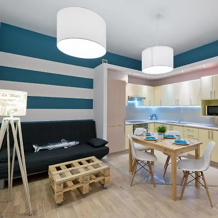 Aurora - Old Town Apartment *