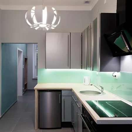 Aurora - Old Town Apartment