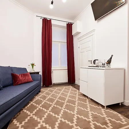 Aurora - Old Town Apartment *