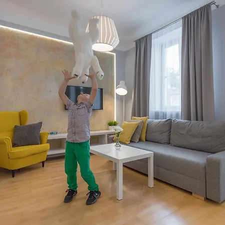 Aurora - Old Town Apartment
